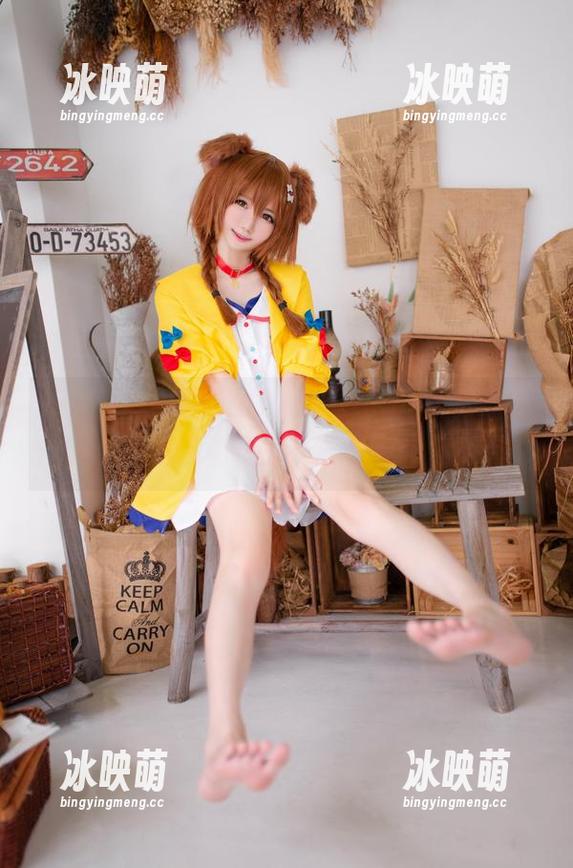不来看看吗？Sally Dorasnow套装图包，仿佛隐秘的诱惑在呼唤你！